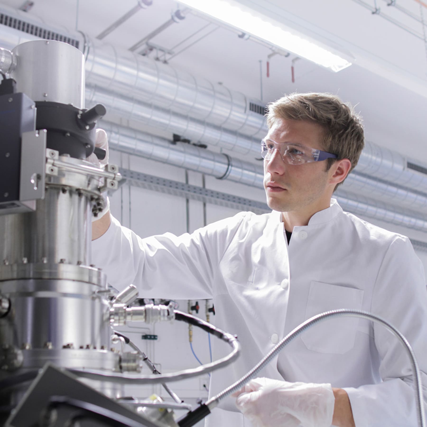 laboratories-1.jpg